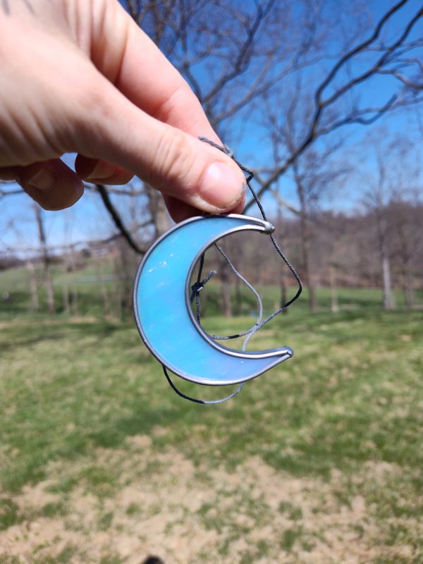 Crescent Moon Small (Blue Iridescent)