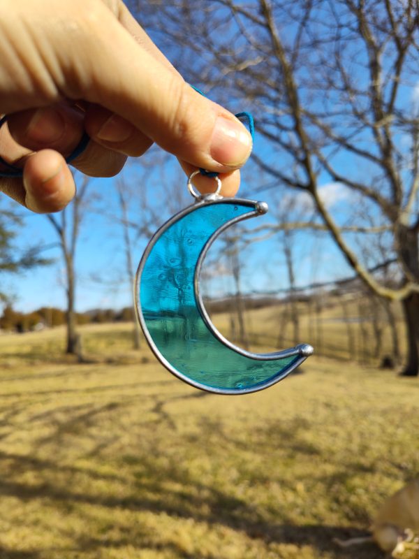 Crescent Moon Small (Transparent Blue)