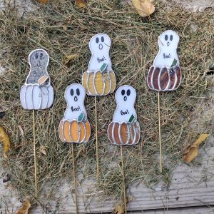 Small Ghosty Pumpkin Plant Stakes.