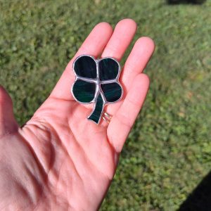 Clover Magnet